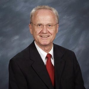 Meet your Posher, Leo